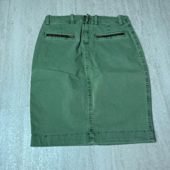 J. Crew Green Pencil Skirt Knee-Length Casual size 4 - Picture 6 of 8